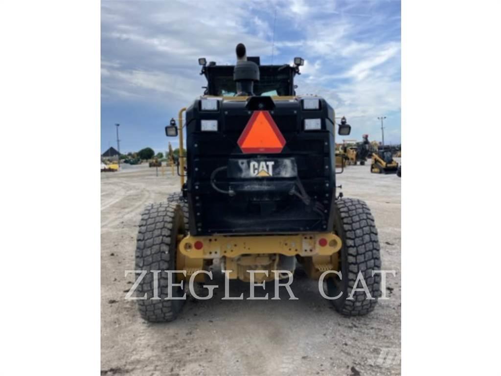 CAT 12M2 Greyderler