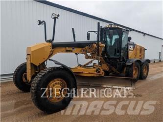 CAT 12M2AWD Greyderler