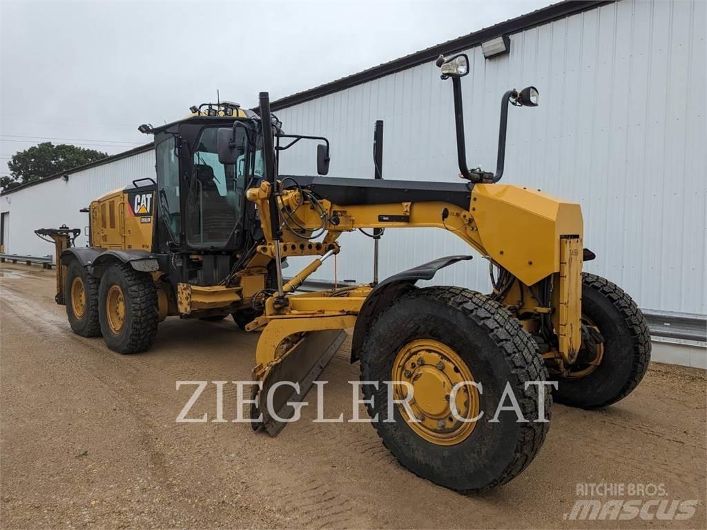 CAT 12M2AWD Greyderler