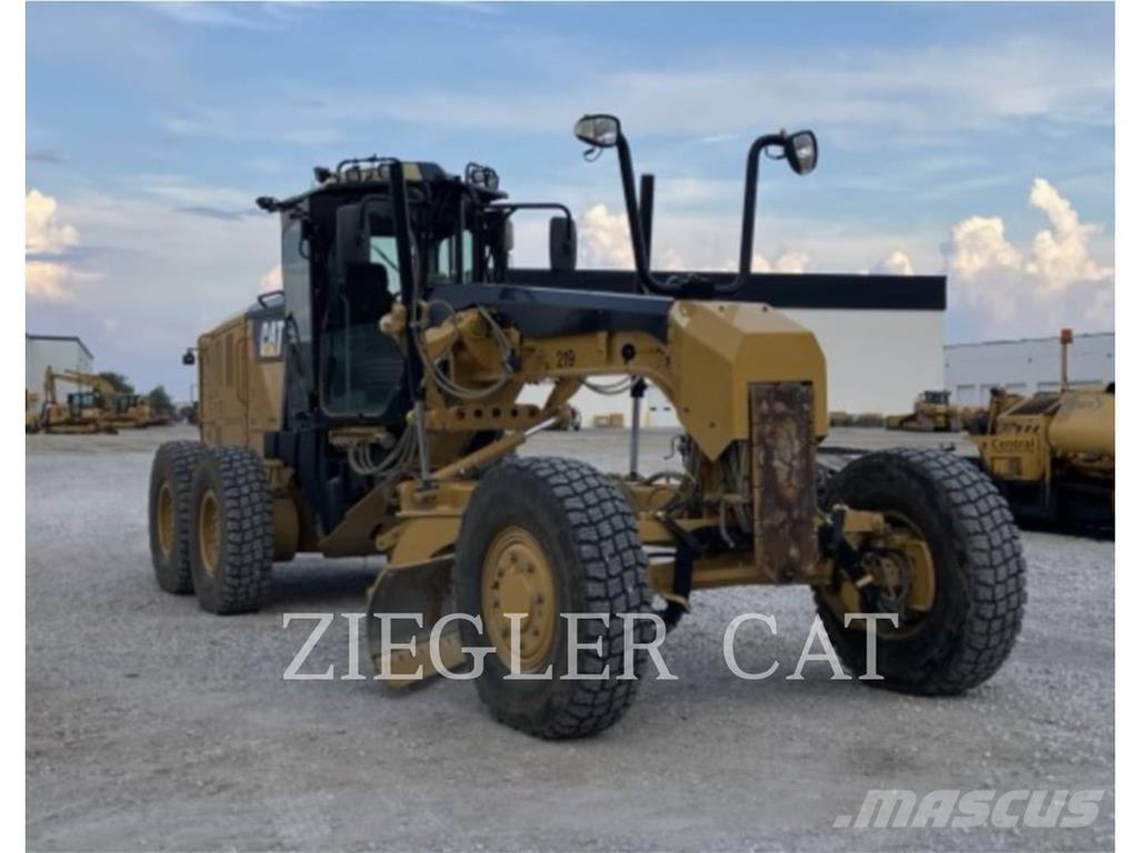 CAT 12M2AWD Greyderler