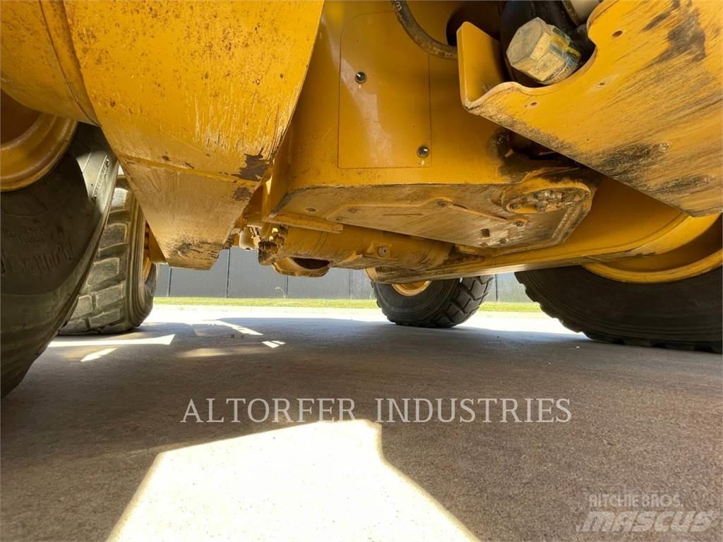 CAT 12M3 Greyderler