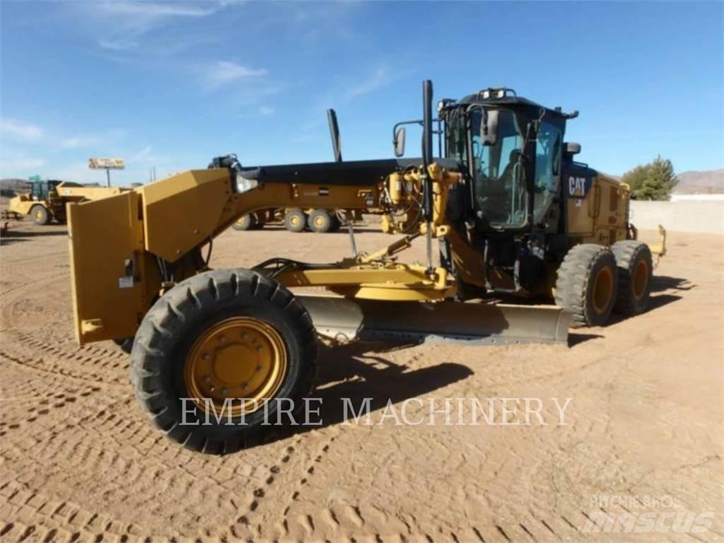CAT 12M3 AWD Greyderler