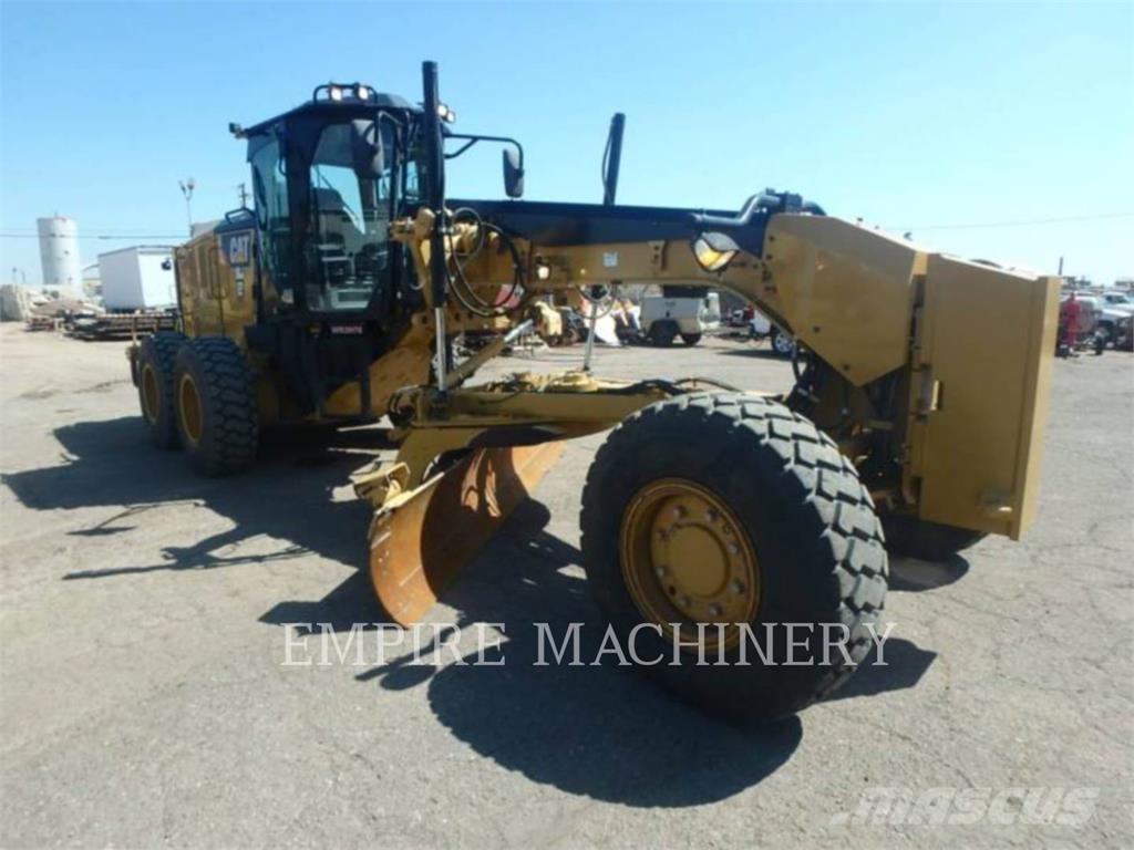 CAT 12M3 AWD Greyderler