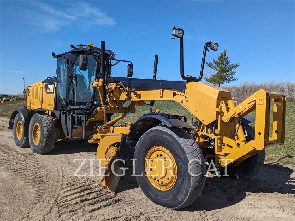 CAT 12M3AWD Greyderler