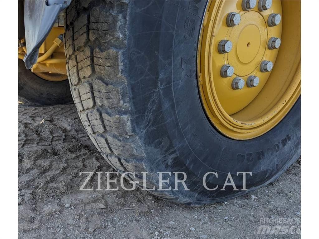CAT 12M3AWD Greyderler