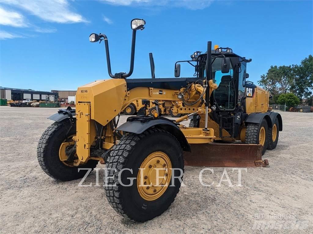 CAT 12M3AWD Greyderler