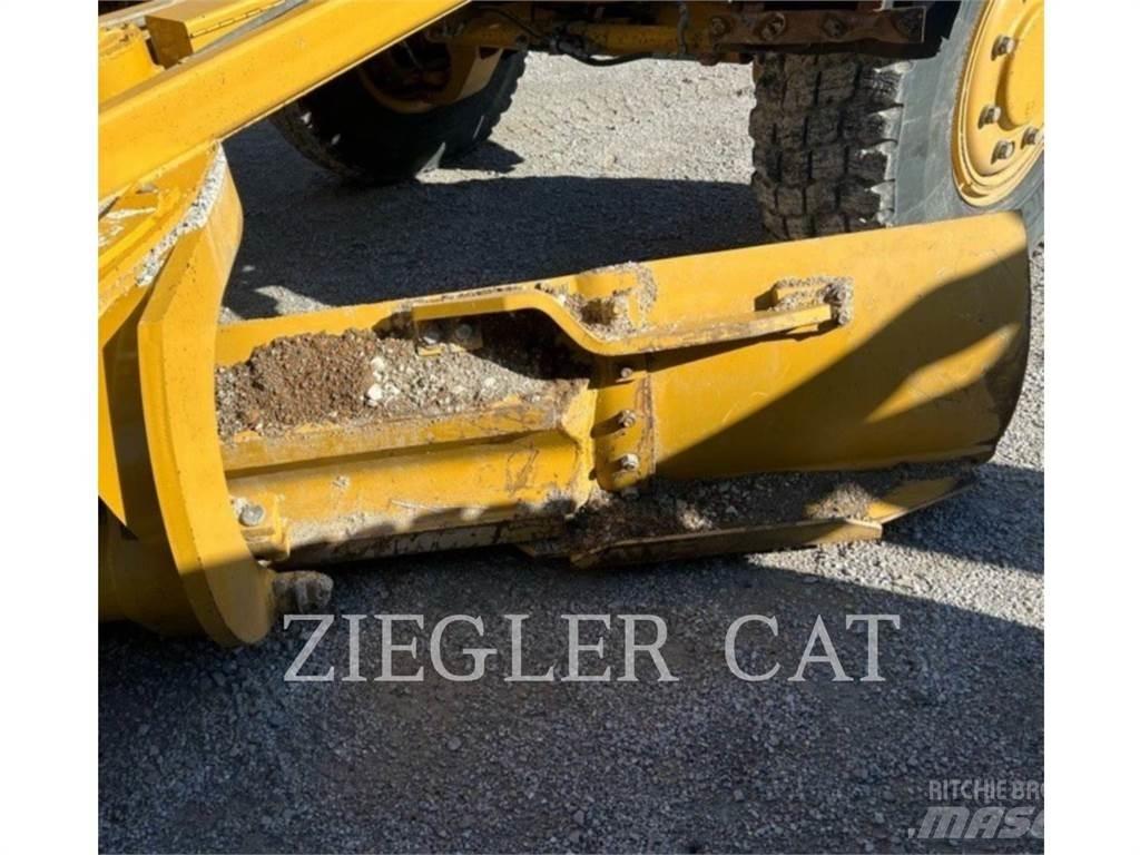 CAT 12M3AWD Greyderler