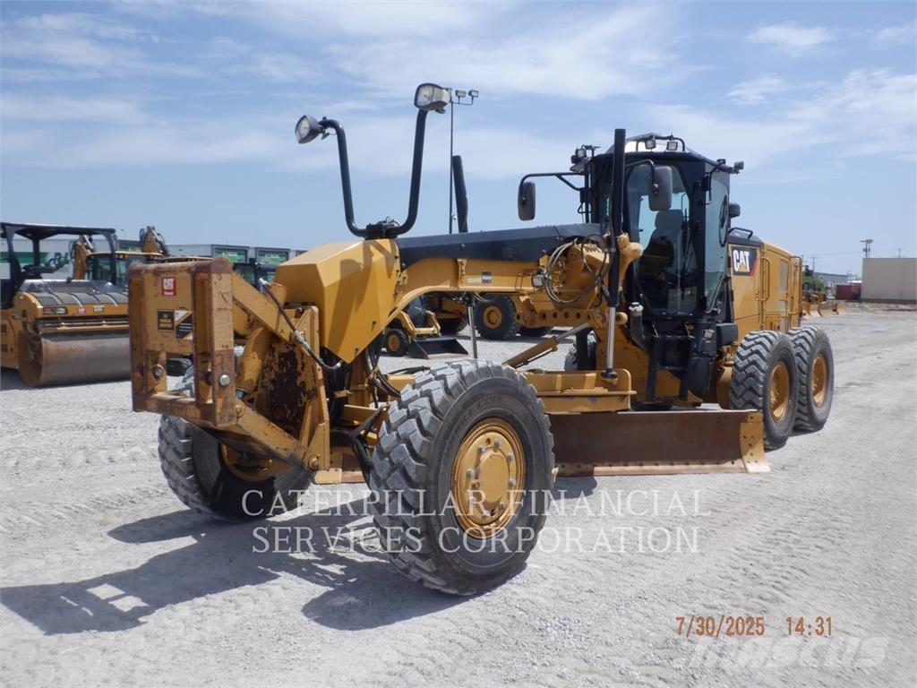 CAT 12M3AWD Greyderler