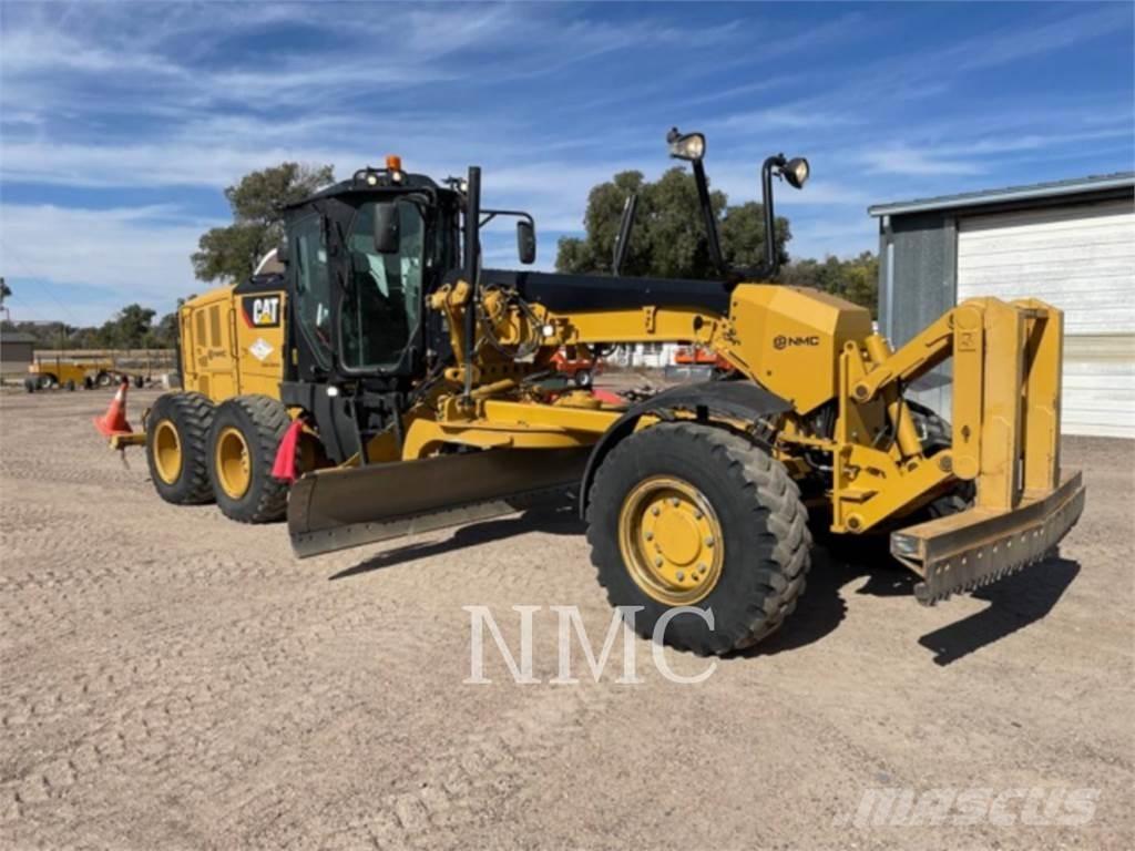CAT 12M3AWD Greyderler