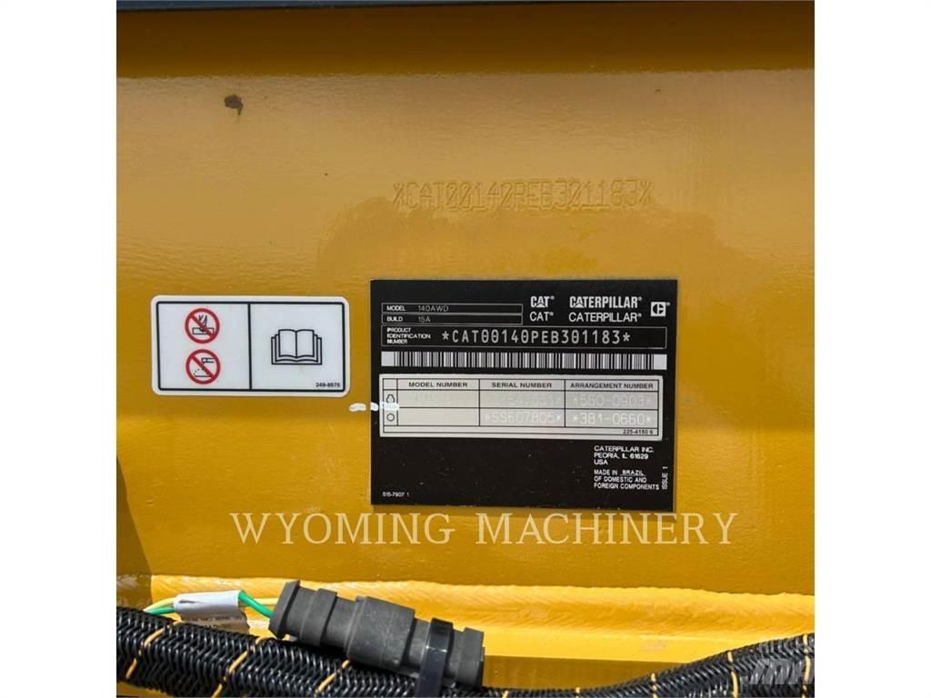 CAT 140 AWD Greyderler