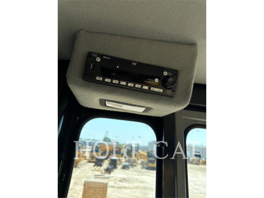 CAT 140 AWD Greyderler