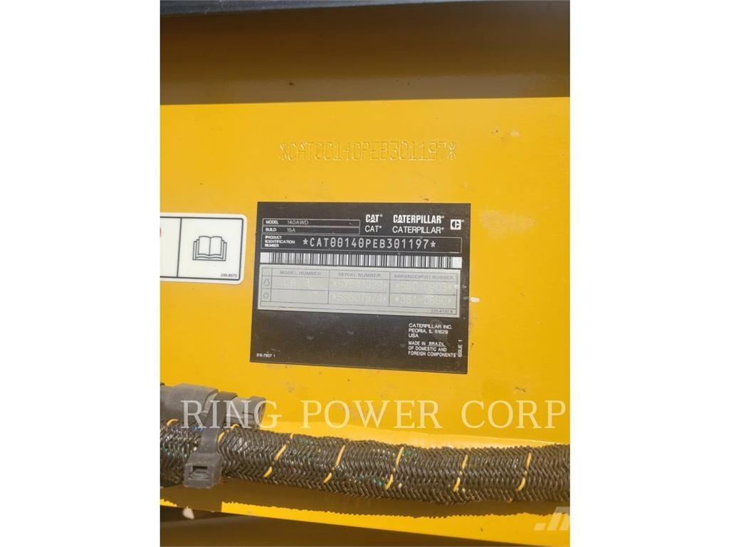 CAT 140AWD CS Greyderler