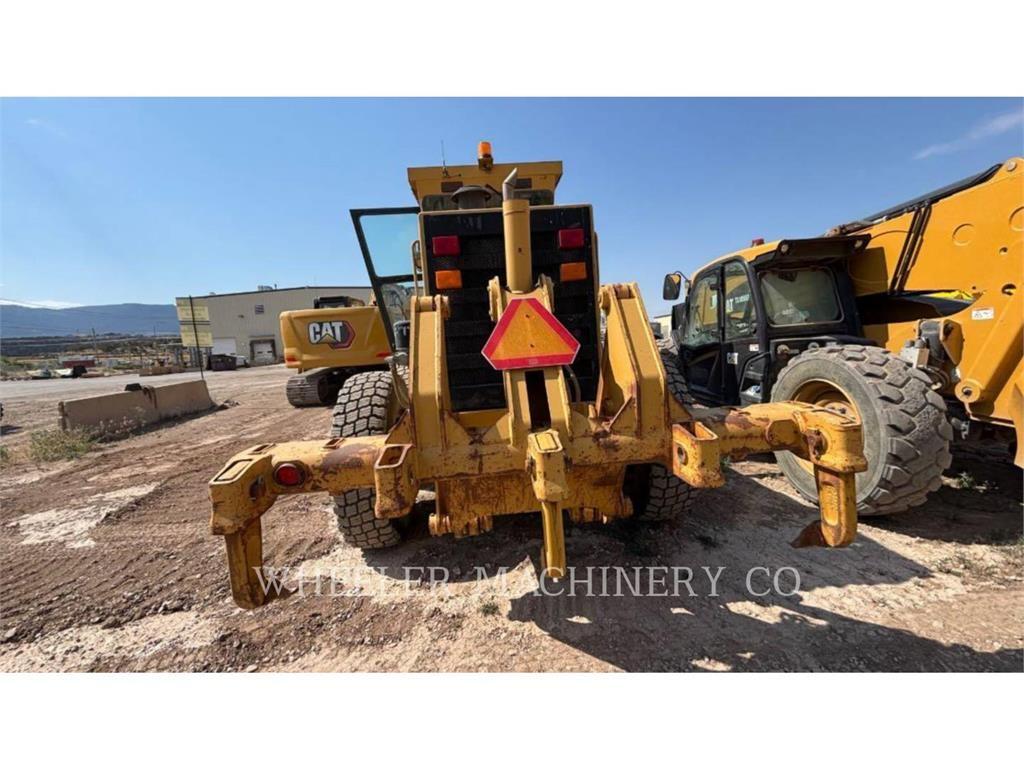 CAT 140H Greyderler