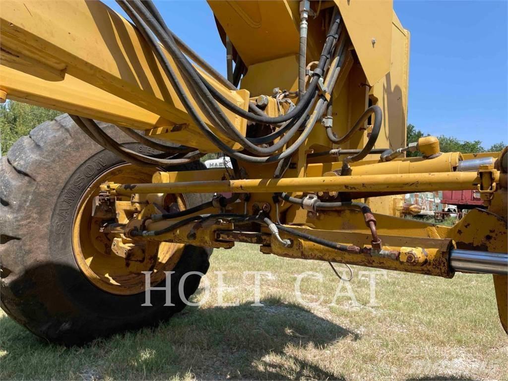 CAT 140M Greyderler