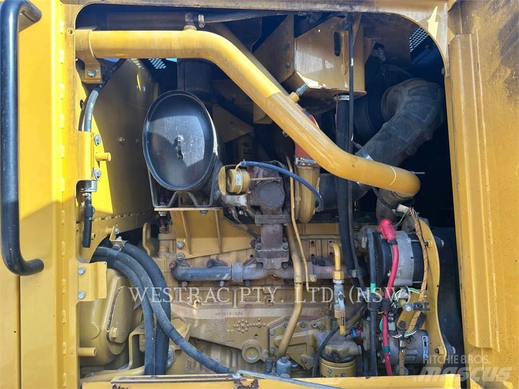 CAT 140M Greyderler