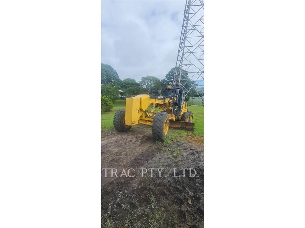 CAT 140M Greyderler
