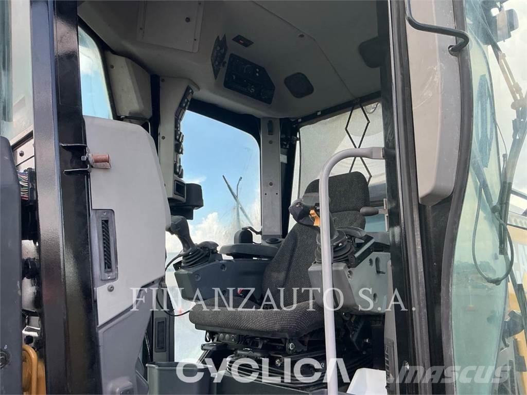 CAT 140M Greyderler