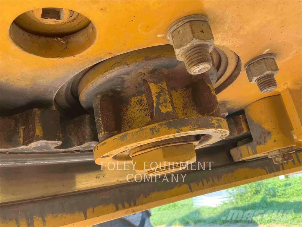 CAT 140M Greyderler