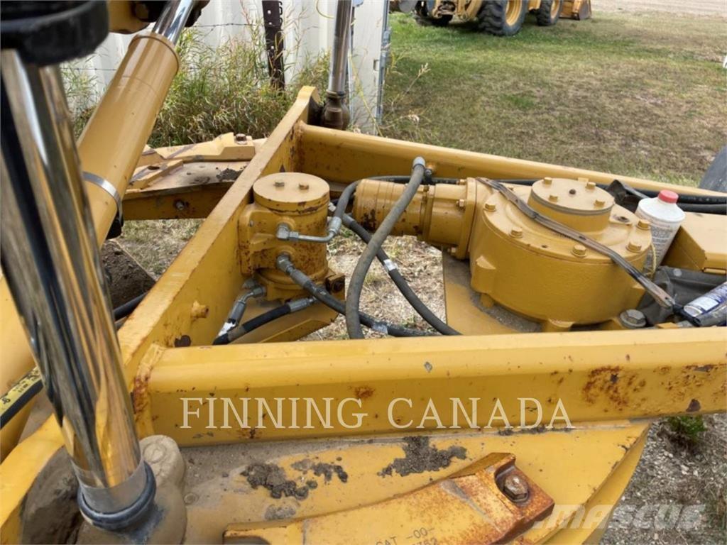 CAT 140M AWD Greyderler