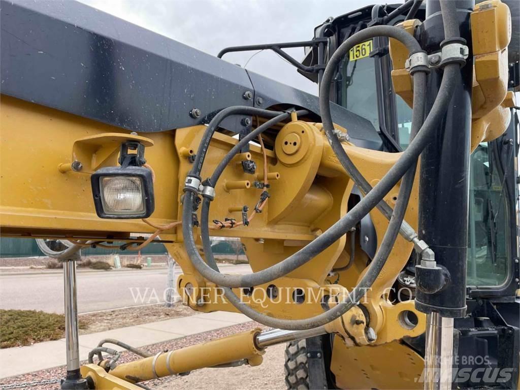 CAT 140M2 Greyderler