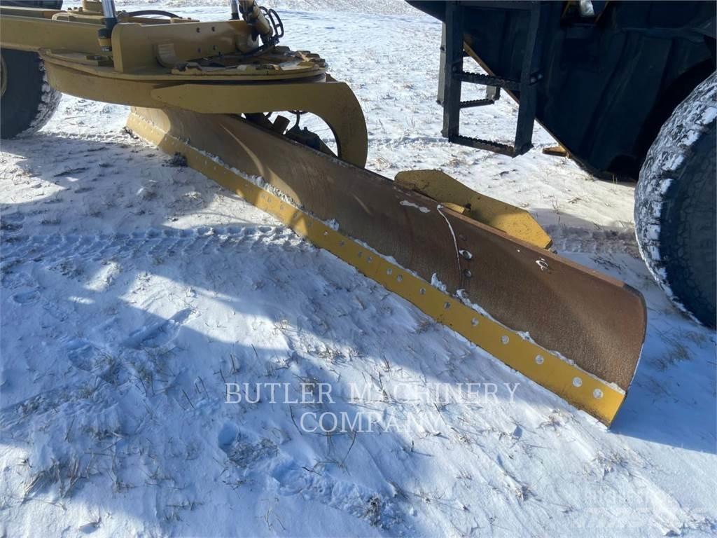 CAT 140M2AWD Greyderler