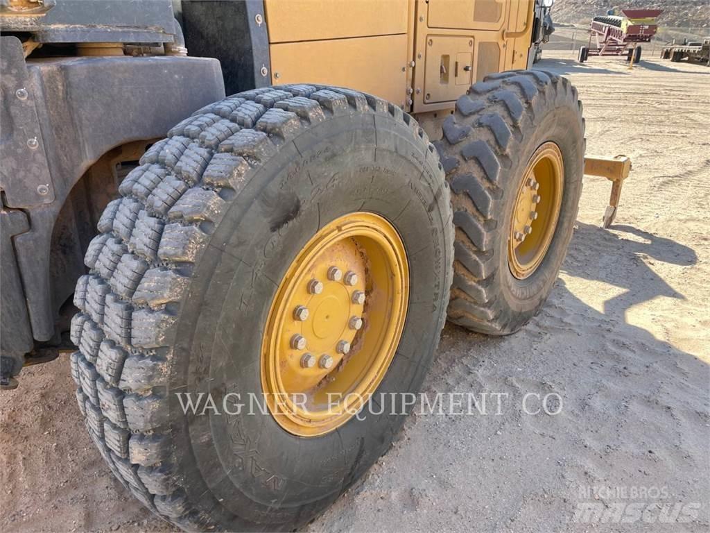 CAT 140M3 Greyderler