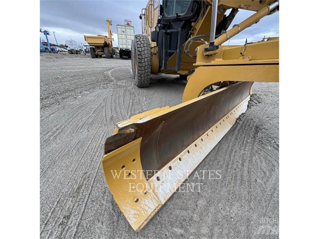 CAT 140M3 Greyderler