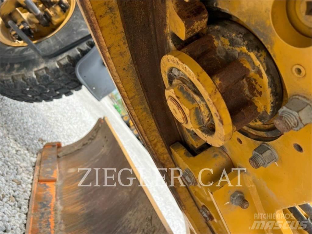 CAT 140M3 Greyderler