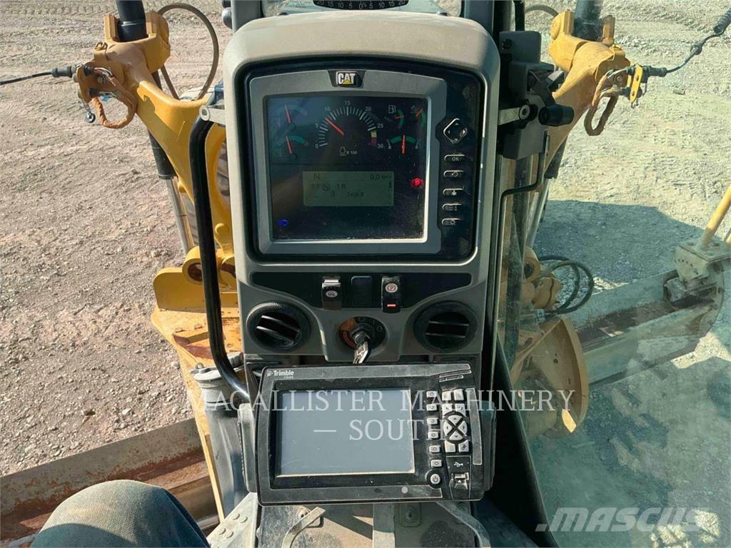 CAT 140M3AWD Greyderler