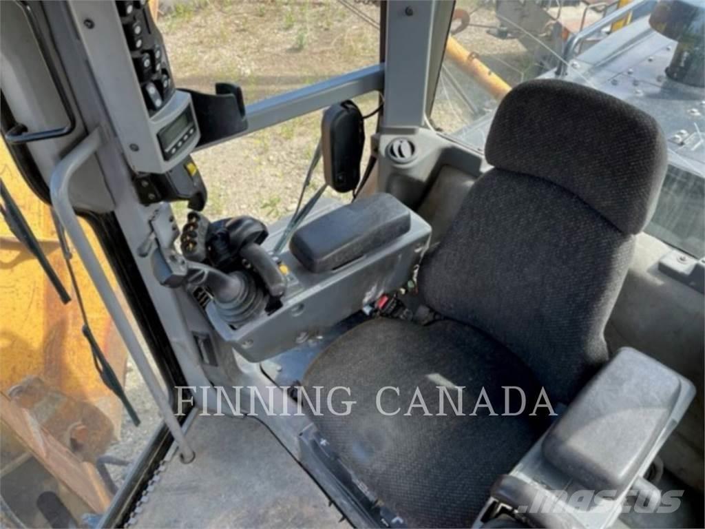 CAT 14M Greyderler