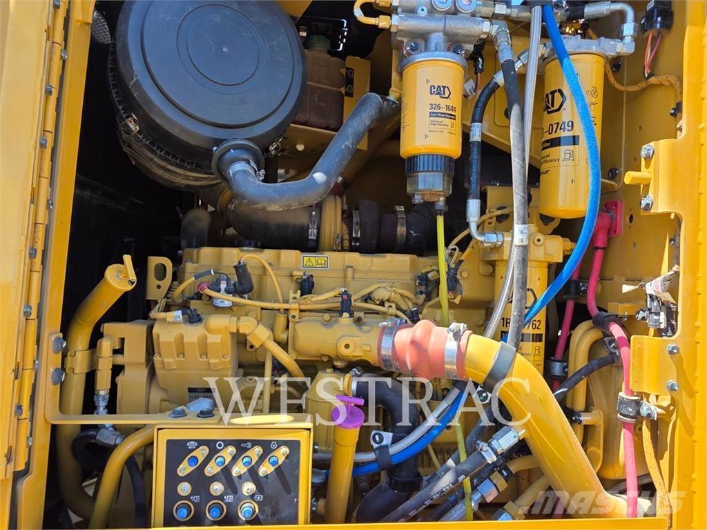 CAT 150-14AWD Greyderler