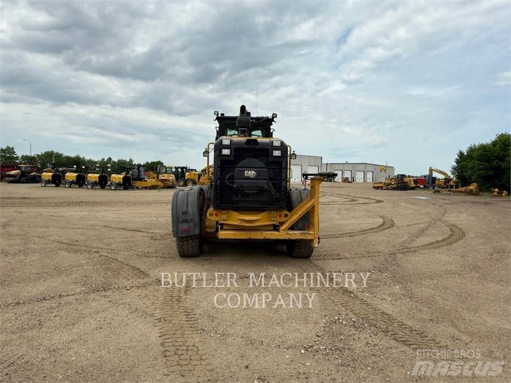 CAT 150 AWD Greyderler