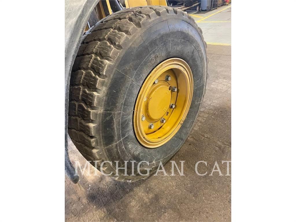 CAT 150 AWD Greyderler