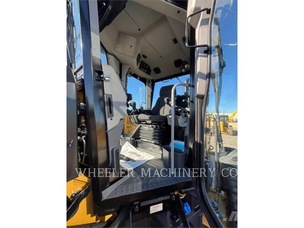 CAT 150 AWD Greyderler