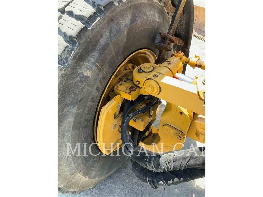CAT 160M3 AWD Greyderler
