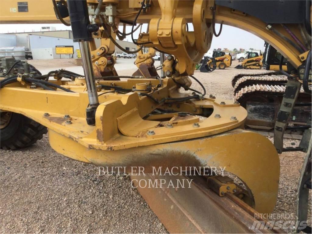 CAT 18 M3 Greyderler