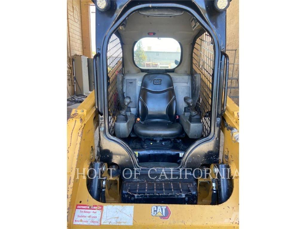 CAT 226 HF Skid steer loderler