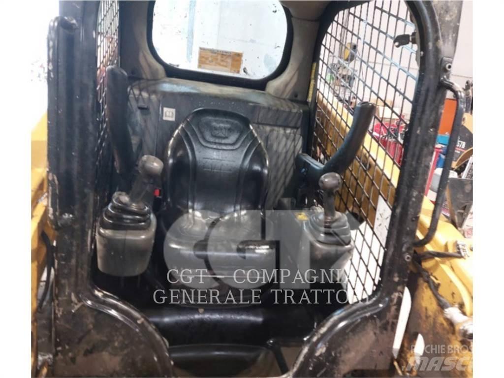 CAT 226D Skid steer loderler