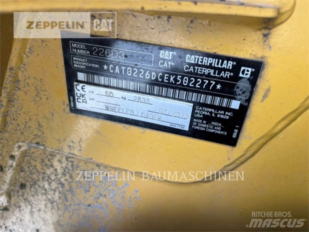 CAT 226D Skid steer loderler