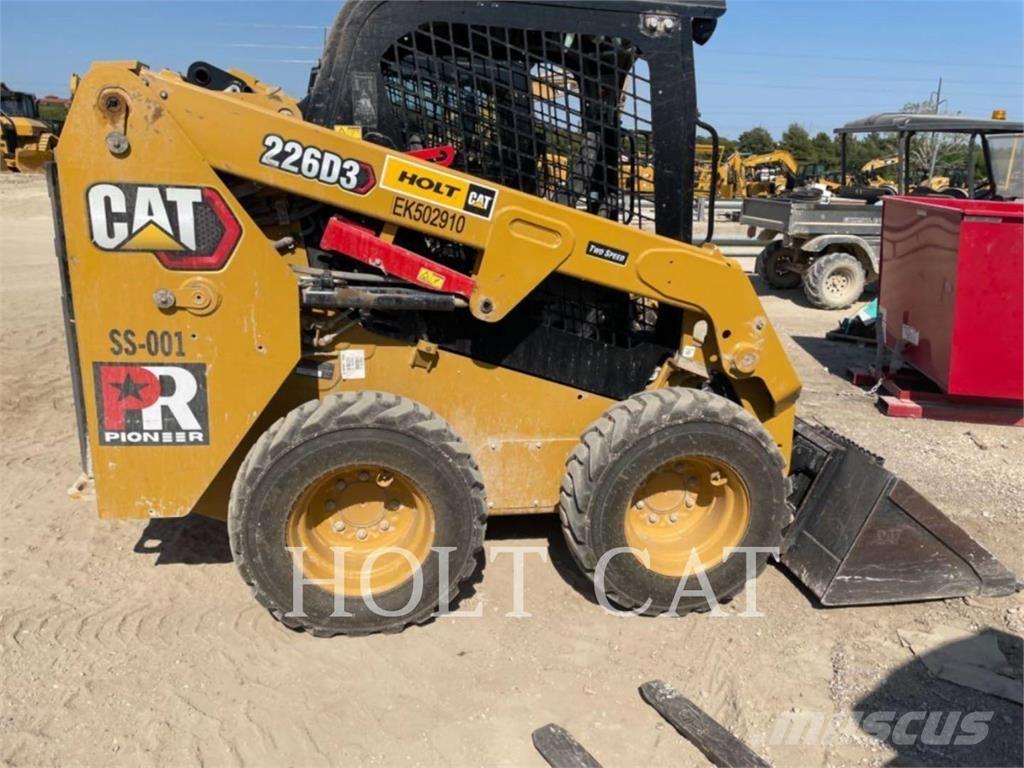 CAT 226D Skid steer loderler