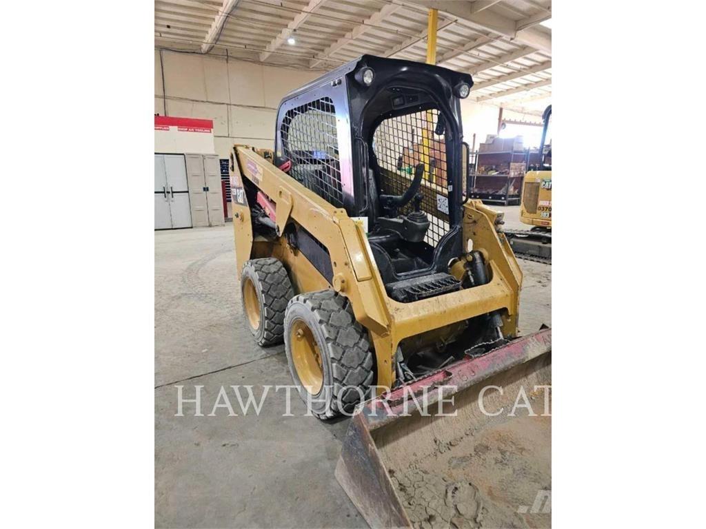 CAT 226D Skid steer loderler