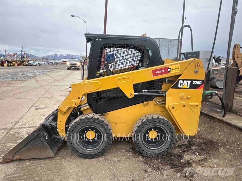 CAT 226D C1-H2 Skid steer loderler