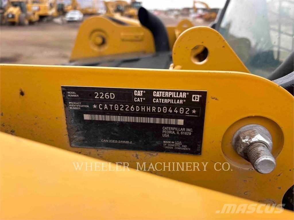CAT 226D C1-H2 Skid steer loderler