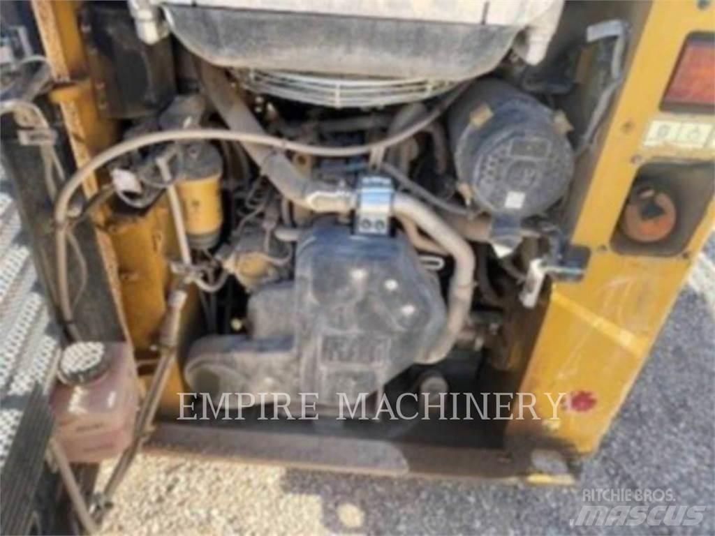 CAT 226D3 Skid steer loderler
