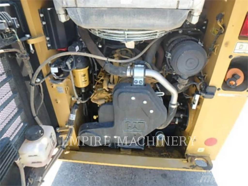 CAT 226D3 Skid steer loderler