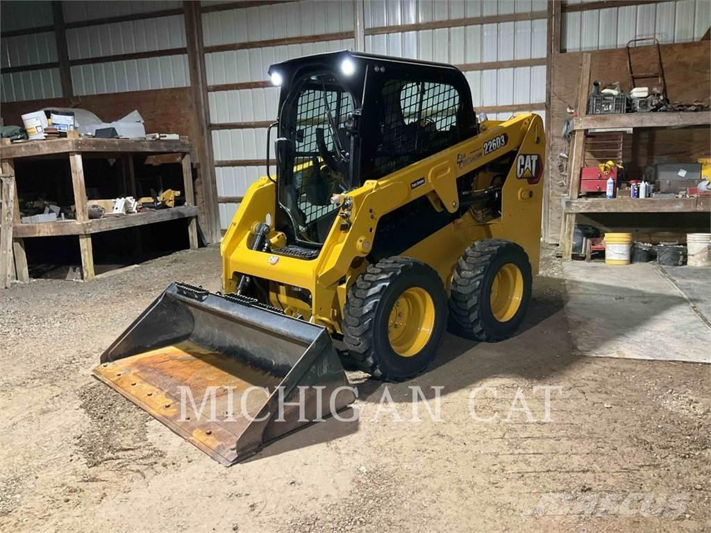 CAT 226D3 AQ Skid steer loderler