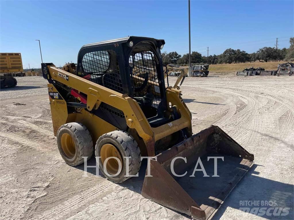 CAT 232D Skid steer loderler