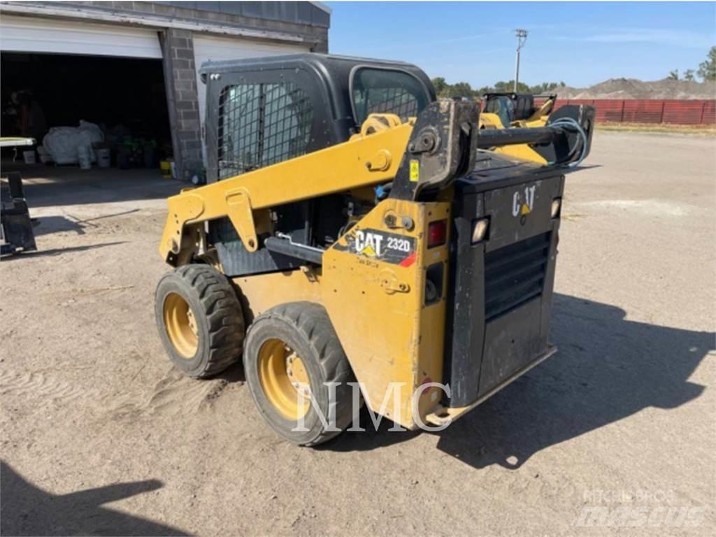 CAT 232D Skid steer loderler