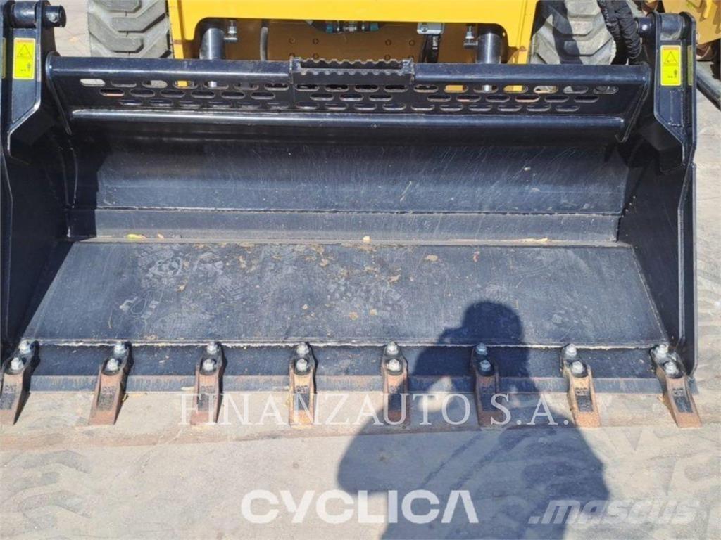CAT 232D3 Skid steer loderler