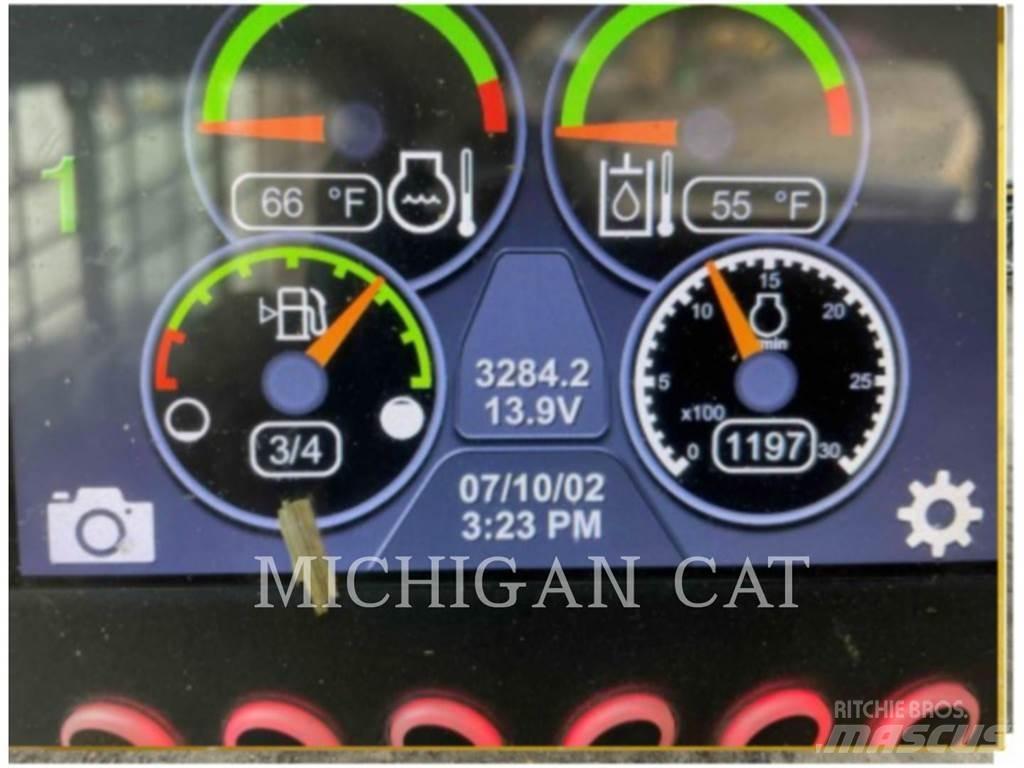 CAT 232D3 AQ Skid steer loderler